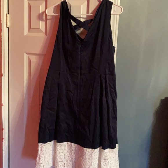 Dress with pockets - Picture 2 of 4